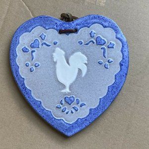 VINTAGE CCP CLAY CITY POTTERY BLUE ROOSTER HEART WALL HANGING TRIVET FARMHOUSE